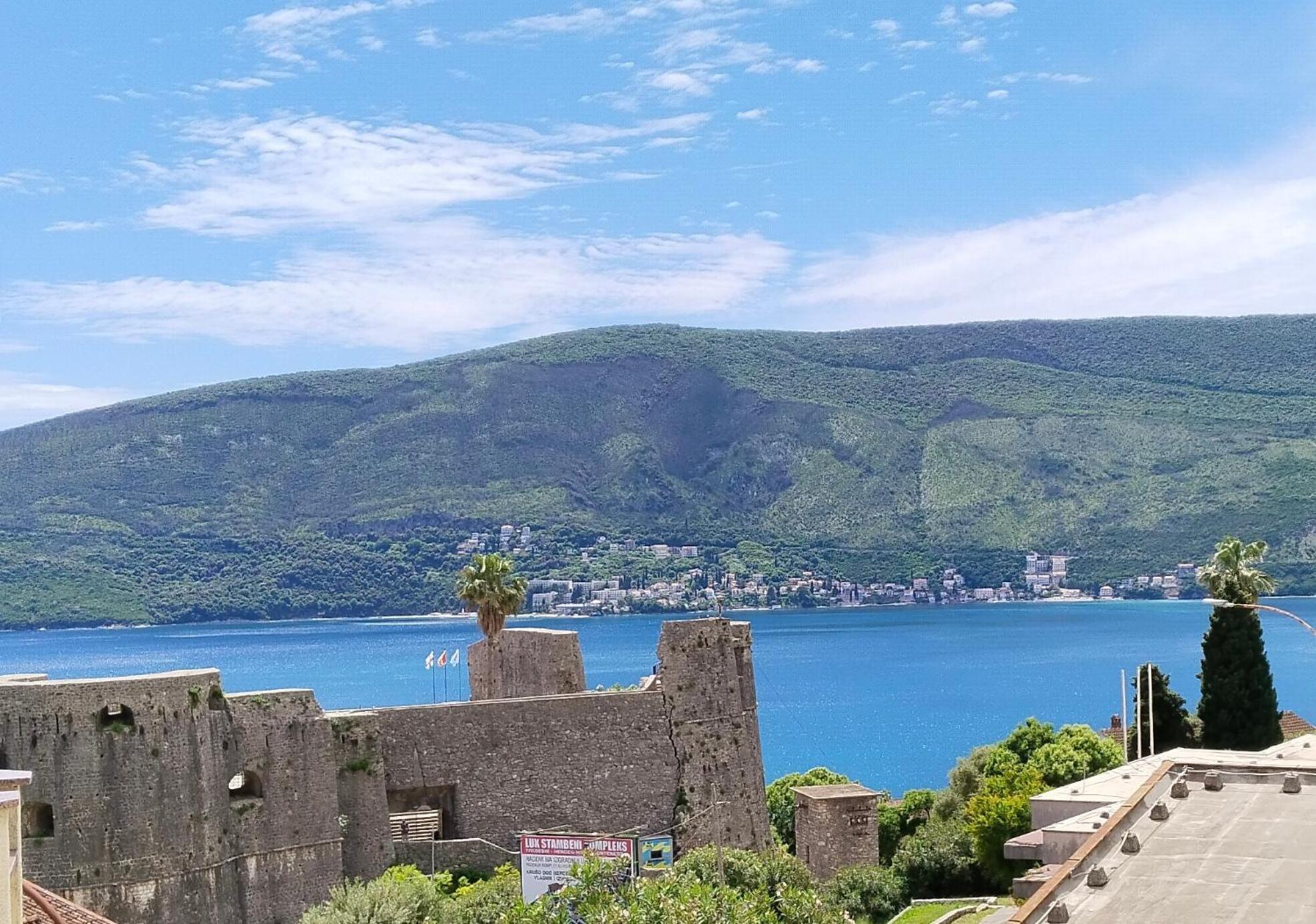 Apartments "Belle Vue" Herceg Novi Exteriér fotografie